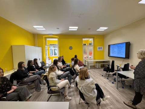 Druženje s budućim učiteljicama u Područnoj službi Istarskoj